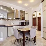 Luxury In The Centre * Odessa