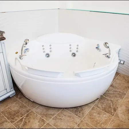 Luxury In The Centre Apartment *