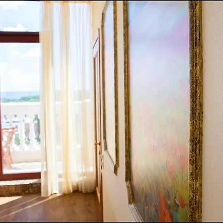Luxury In The Centre Odesa