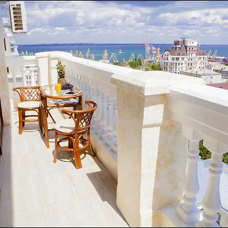 Luxury In The Centre Apartment *