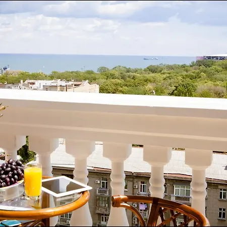 Luxury In The Centre Apartment