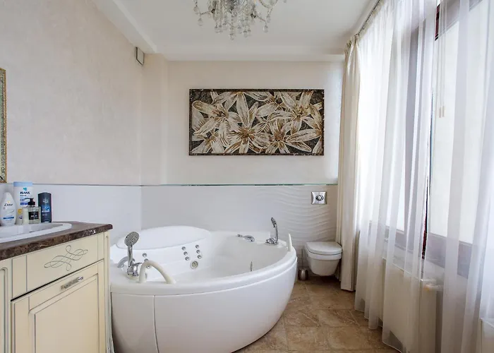 Luxury In The Centre Apartment Odesa
