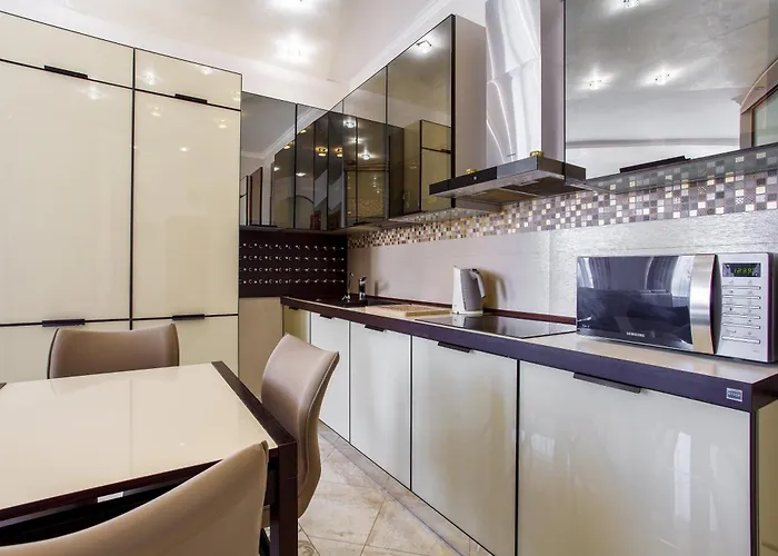 Luxury In The Centre Apartment