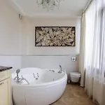 Luxury In The Centre Apartament Odessa