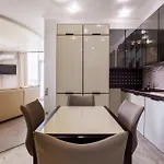 Luxury In The Centre Apartment Odesa